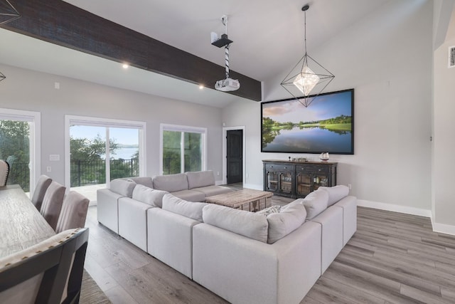 7206 Comanche Trl, Austin, TX 78732 - photo 4