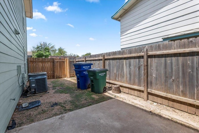 1904 Hearthstone Dr, Austin, TX 78757 - photo 14