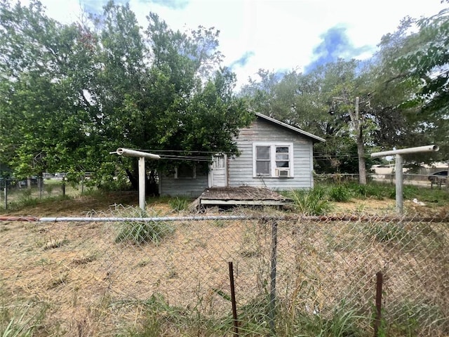 601 N Reed St, Pleasanton, TX 78064 - photo 7