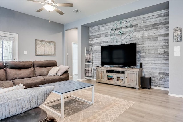 4116 Hillside Dr, Lago Vista, TX 78645 - photo 5