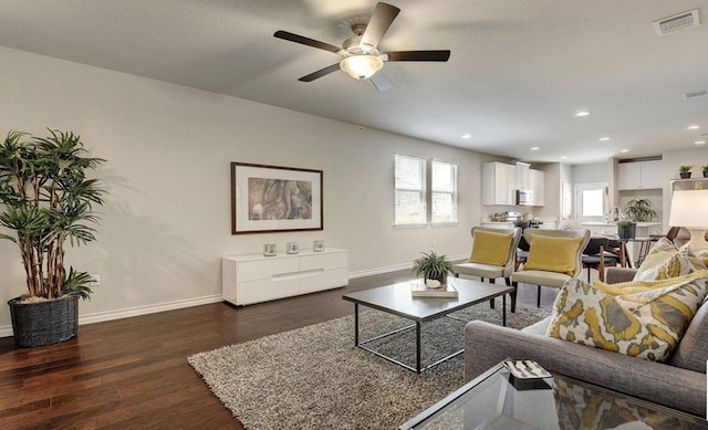 610 Emory Crossing Blvd, Hutto, TX 78634 - photo 8