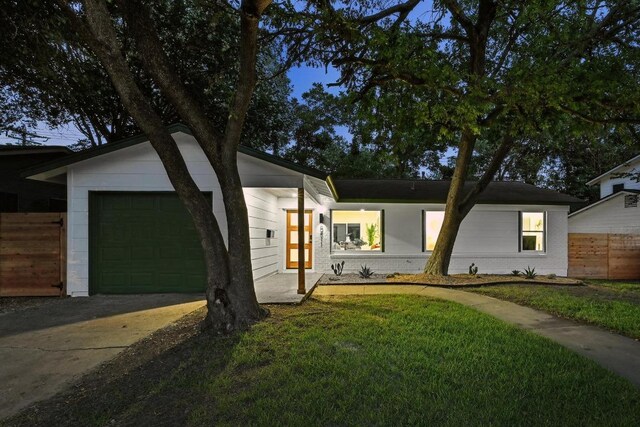 8411 Rockwood Ln, Austin, TX 78757 - photo 1