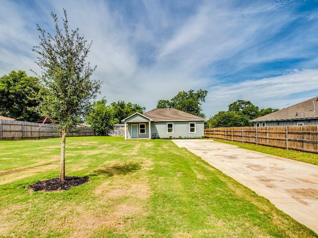 411 S S Ave B, Elgin, TX 78621 - photo 23