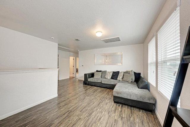 5040 Irvine Ln, Del Valle, TX 78617 - photo 27