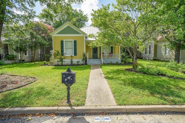 602 Mills St, Smithville, TX 78957 - photo 1