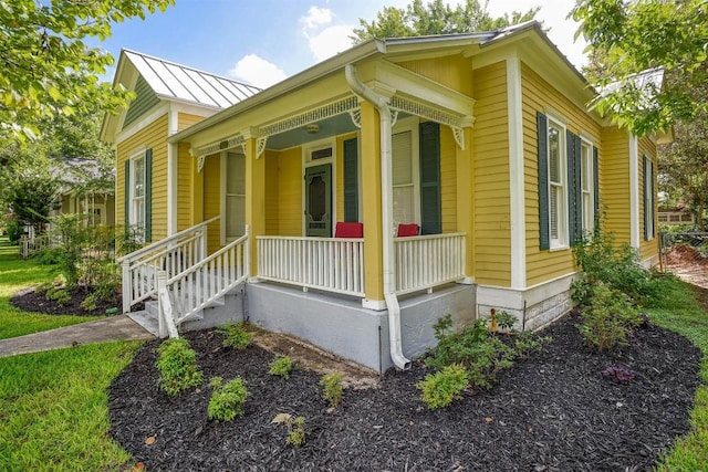 602 Mills St, Smithville, TX 78957 - photo 3