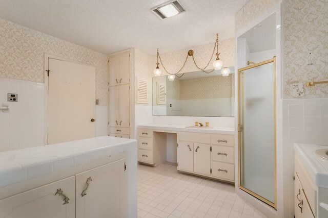 144 Maple St, Fredericksburg, TX 78624 - photo 4