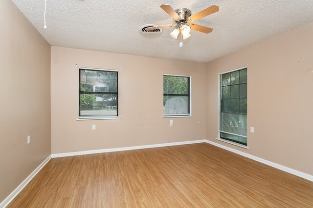 144 Maple St, Fredericksburg, TX 78624 - photo 16