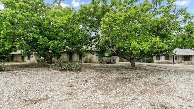 144 Maple St, Fredericksburg, TX 78624 - photo 39