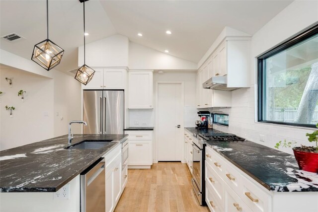 2111 Teakwood Dr, Austin, TX 78757 - photo 10