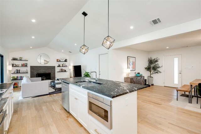 2111 Teakwood Dr, Austin, TX 78757 - photo 13