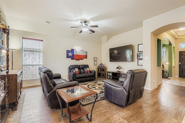 215 Hendelson Ln, Hutto, TX 78634 - photo 3