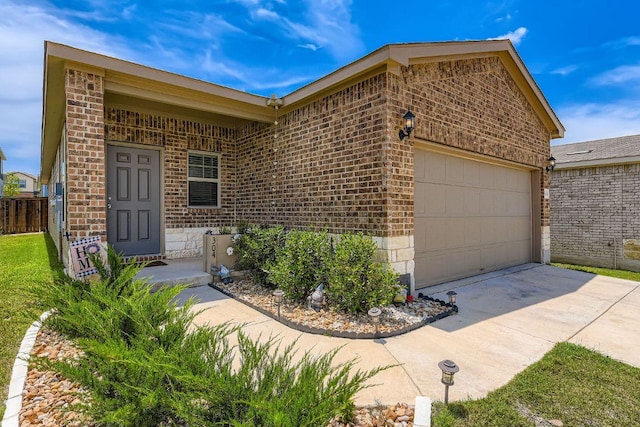 304 Stone Water Ln, Jarrell, TX 76537 - photo 4
