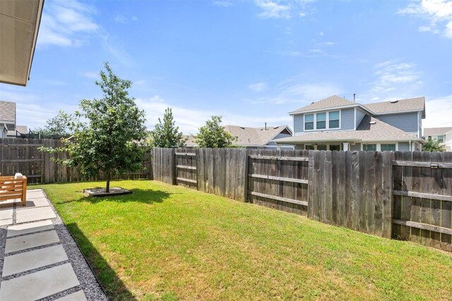 8305 Cottage Rose Dr, Austin, TX 78744 - photo 35