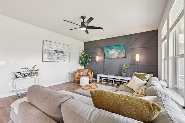 8211 Mckamy Dr, Austin, TX 78744 - photo 6