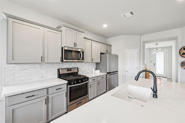 8211 Mckamy Dr, Austin, TX 78744 - photo 12