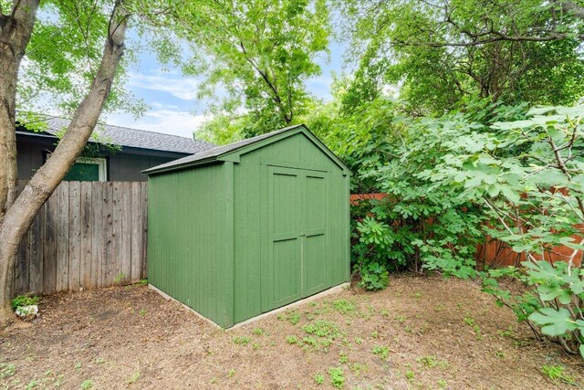6225 Hillston Dr, Austin, TX 78745 - photo 29