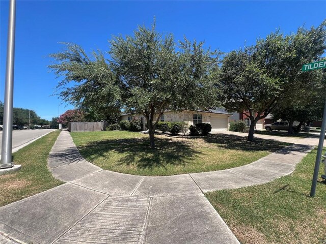 611 Lubbock Ln, New Braunfels, TX 78132 - photo 2