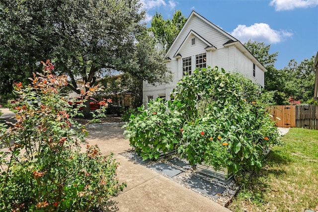8806 Ampezo Trl, Austin, TX 78749 - photo 1