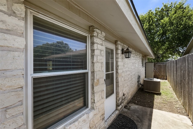 2006 S Ash St, Georgetown, TX 78626 - photo 32