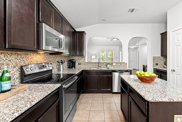 513 Heritage Springs Trl, Round Rock, TX 78664 - photo 8