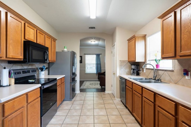 104 Whirling Eddy Cv, Hutto, TX 78634 - photo 3
