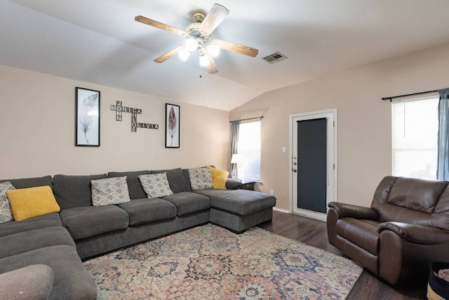 104 Whirling Eddy Cv, Hutto, TX 78634 - photo 8