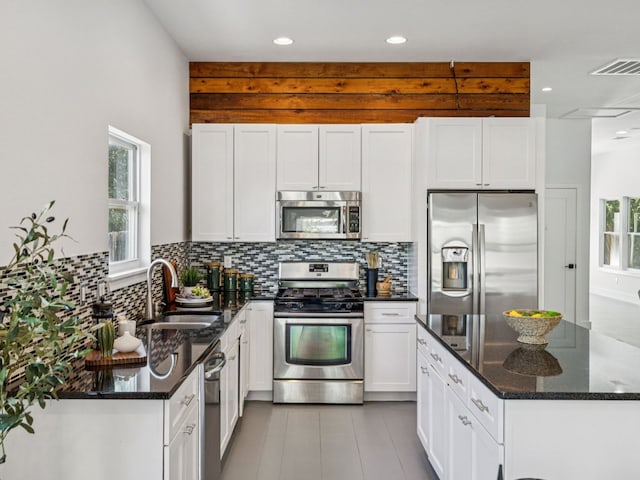 1702 Miriam Ave, Austin, TX 78702 - photo 8
