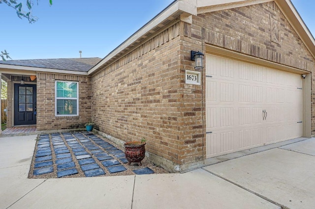 1673 Amy Dr, Kyle, TX 78640 - photo 2