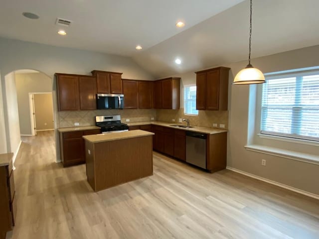533 Hot Spring Vly, Buda, TX 78610 - photo 5