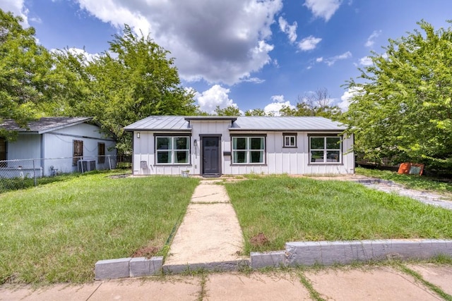 6202 Carnation Ter, Austin, TX 78741 - photo 5