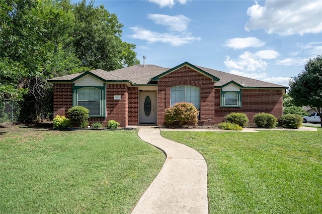 605 Drake Ln, Taylor, TX 76574 - photo 1