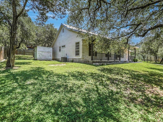 519 Cowal Dr S, Spicewood, TX 78669 - photo 2