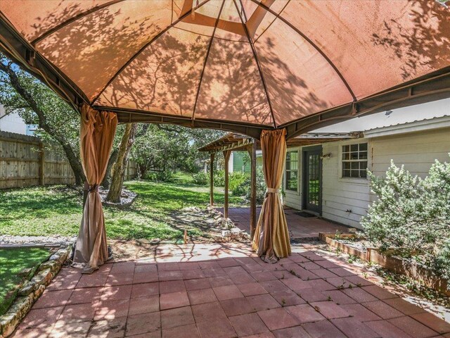 519 Cowal Dr S, Spicewood, TX 78669 - photo 18
