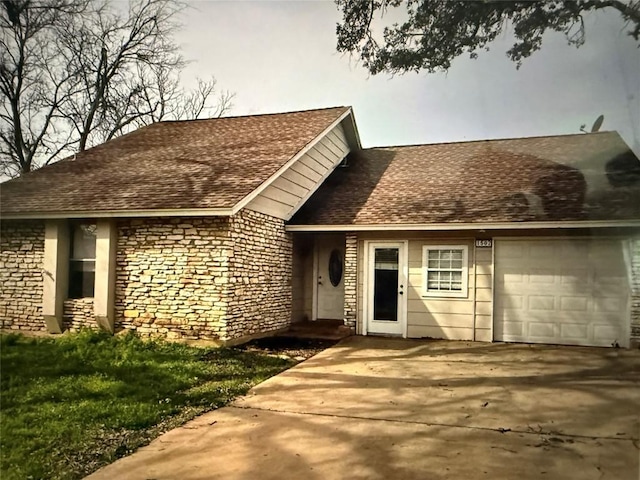 1502 Roundup Trl, Round Rock, TX 78681 - photo 2