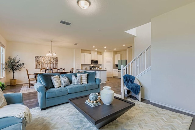 7806 Song Sparrow Dr Unit 4, Austin, TX 78744 - photo 2