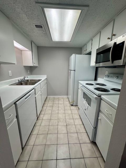 2401 NW Leon St Unit 110, Austin, TX 78705 - photo 8