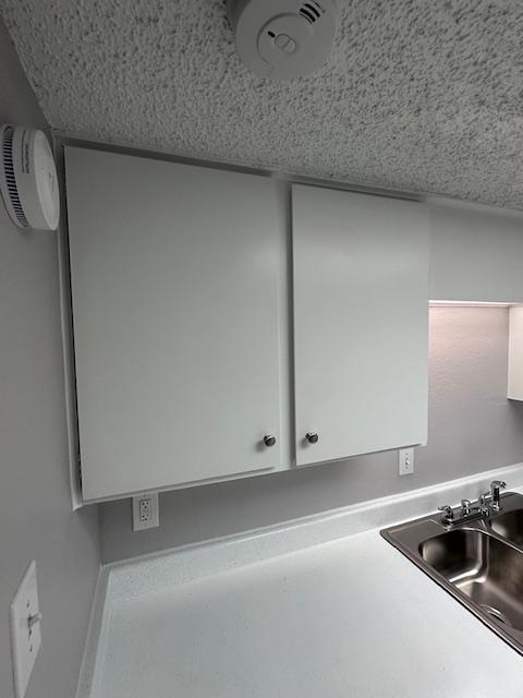 2401 NW Leon St Unit 110, Austin, TX 78705 - photo 7