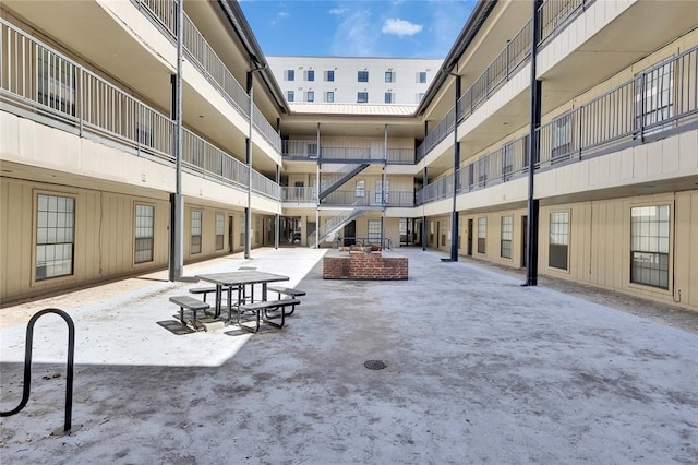 2401 NW Leon St Unit 110, Austin, TX 78705 - photo 2