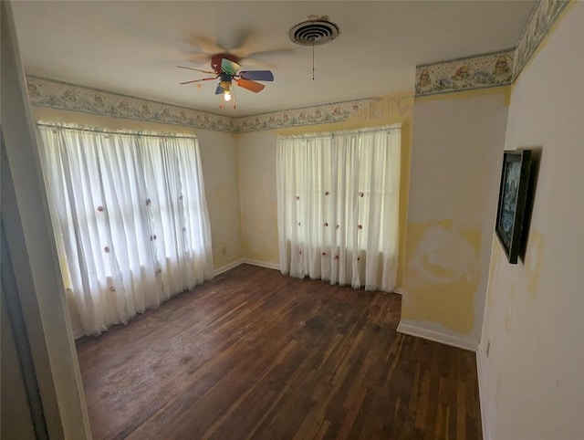 201 W Eckhart Ave, Thrall, TX 76578 - photo 12