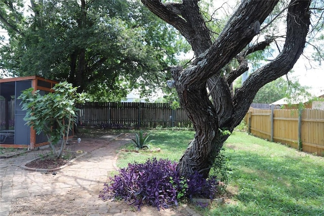 7807 Bixler Dr, Austin, TX 78744 - photo 22