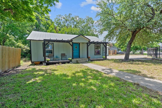 1013 N Colorado St, Lockhart, TX 78644 - photo 2