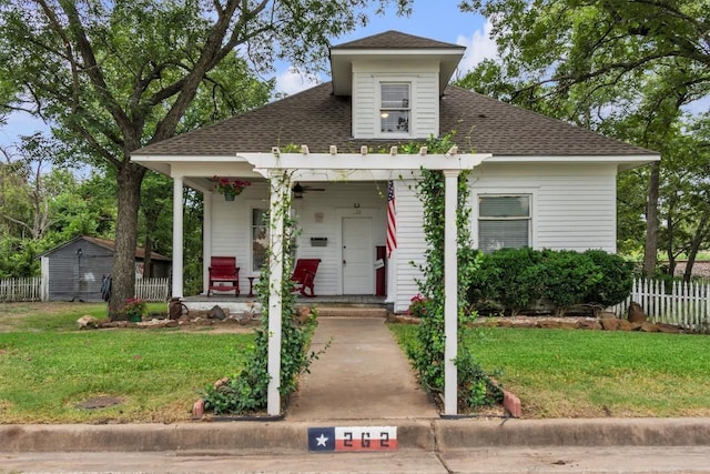 262 W Richmond St, Giddings, TX 78942 - photo 2