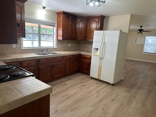 719 Eckel St, La Grange, TX 78945 - photo 5