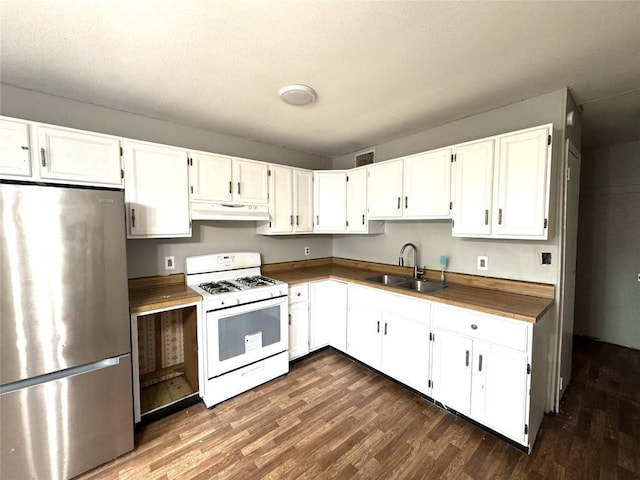 1407 Pendergrass St, Lockhart, TX 78644 - photo 4