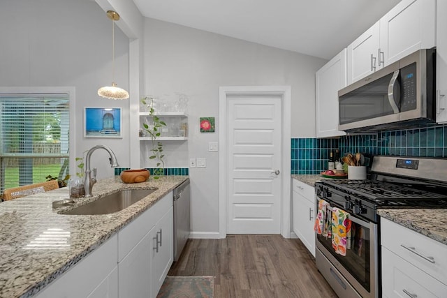 1307 E Saint Johns Ave Unit B, Austin, TX 78752 - photo 4
