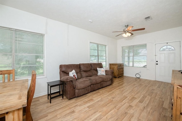 202 S Broadway St, Caldwell, TX 77836 - photo 6