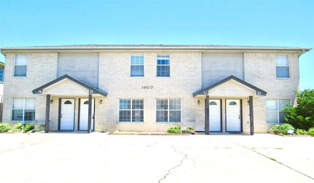 1607 Dugger Cir, Killeen, TX 76543 - photo 1