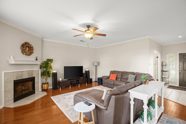 13521 Oregon Flats Trl, Austin, TX 78727 - photo 2