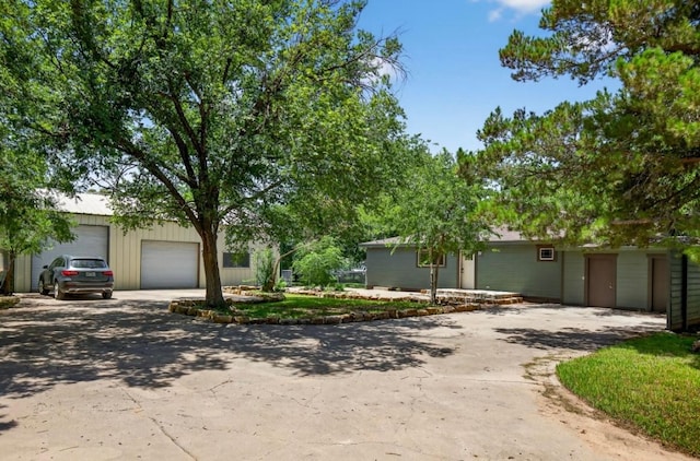 701 S Vandeveer St, Burnet, TX 78611 - photo 24